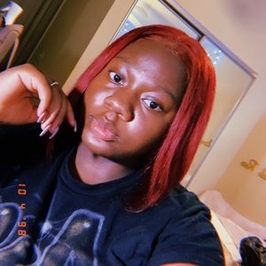 Meet your Posher, Aja